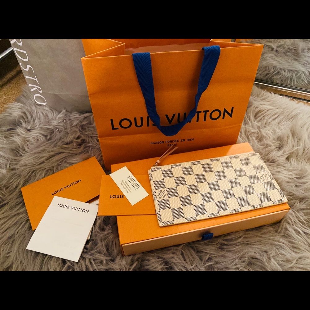 Brand New Louis Vuitton Wallet Insert